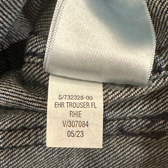 Old Navy Extra High-Rise Wide Leg Pants, Size 6. - Picture 3 of 8